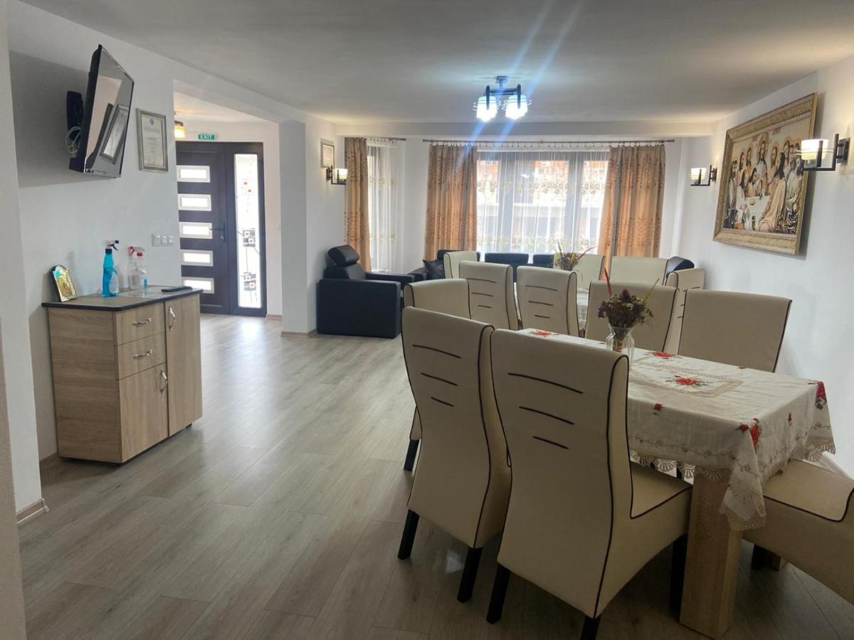 Casa Bianca Oncesti 게스트하우스 외부 사진