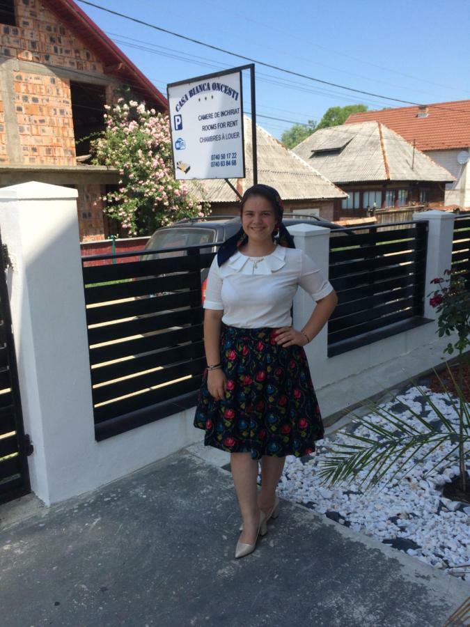 Casa Bianca Oncesti 게스트하우스 외부 사진